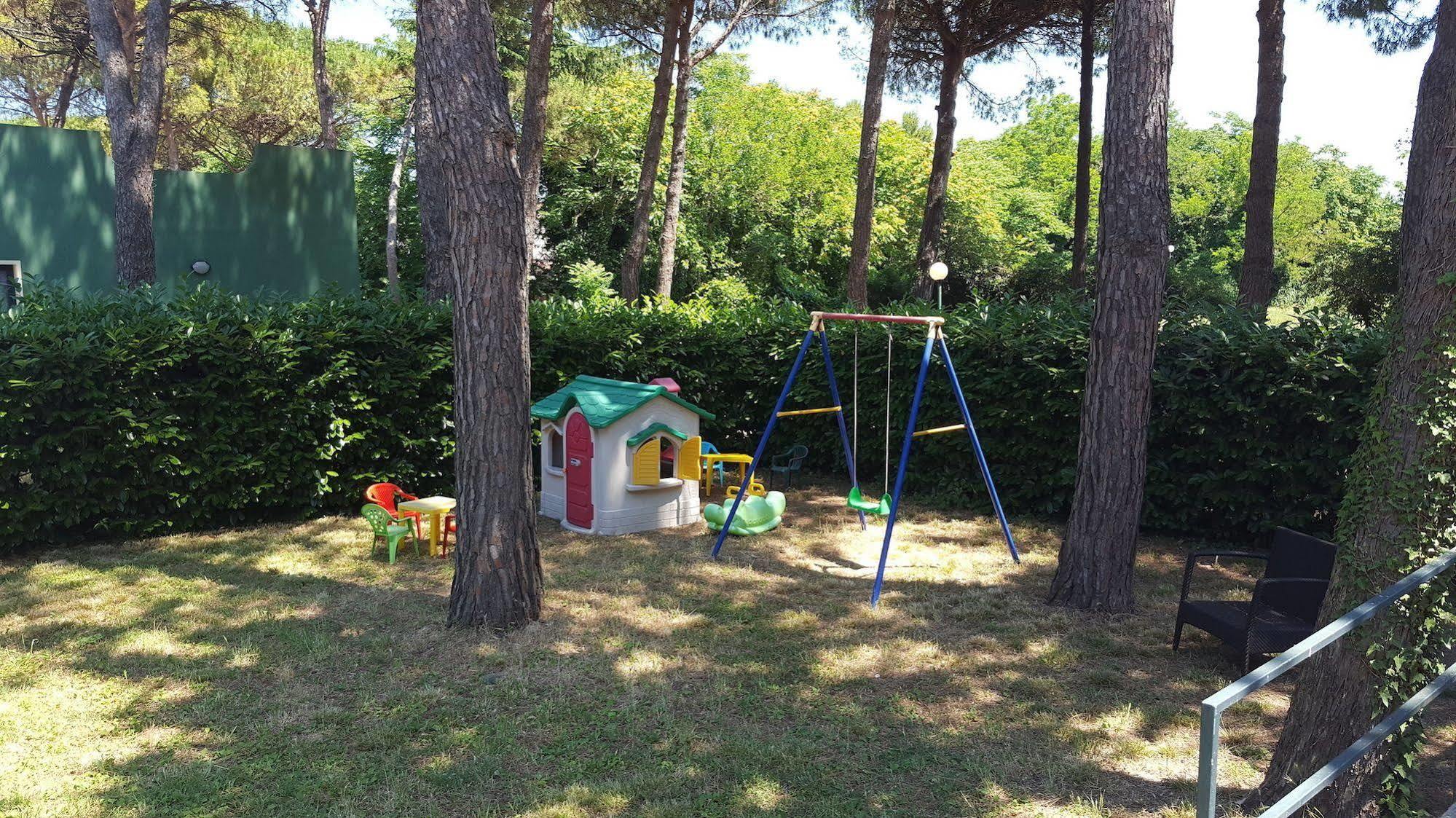 Villaggio Mithos Misano Adriatico Εξωτερικό φωτογραφία